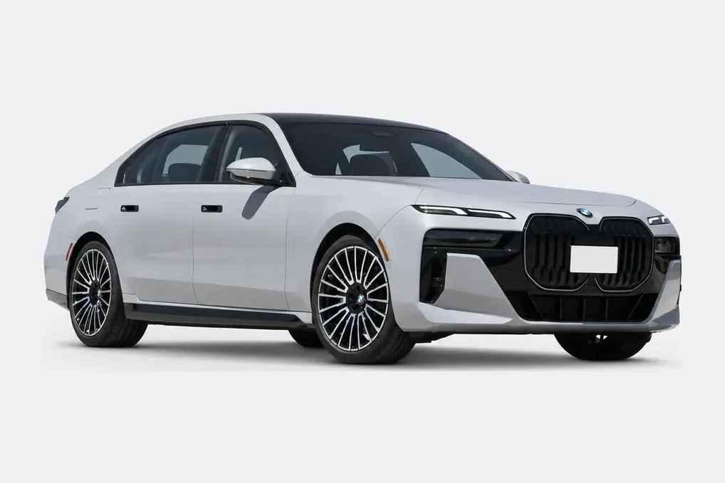 2026 BMW 740i
