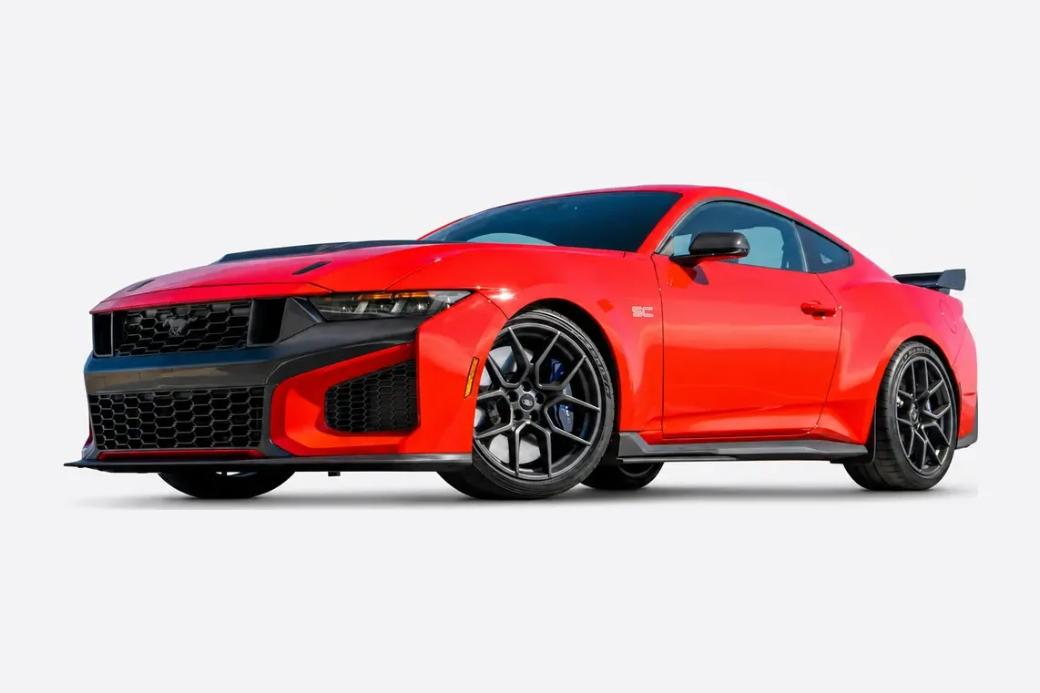 2026 Ford Mustang Dark Horse