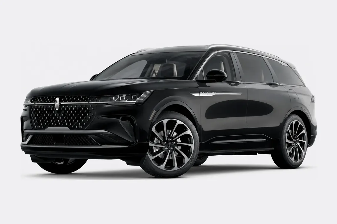 2026 Lincoln Nautilus HEV