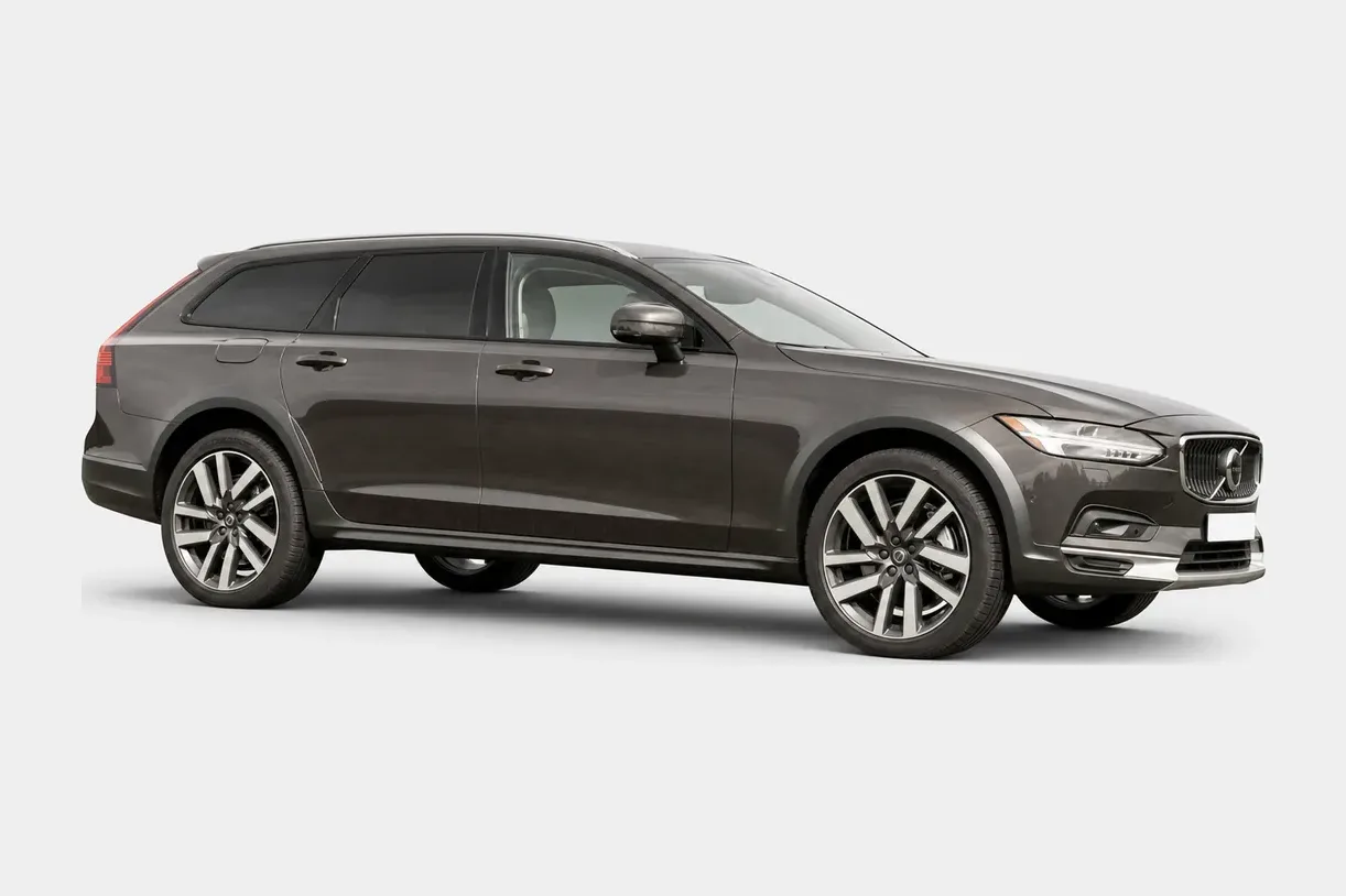 2026 Volvo V90CC B6